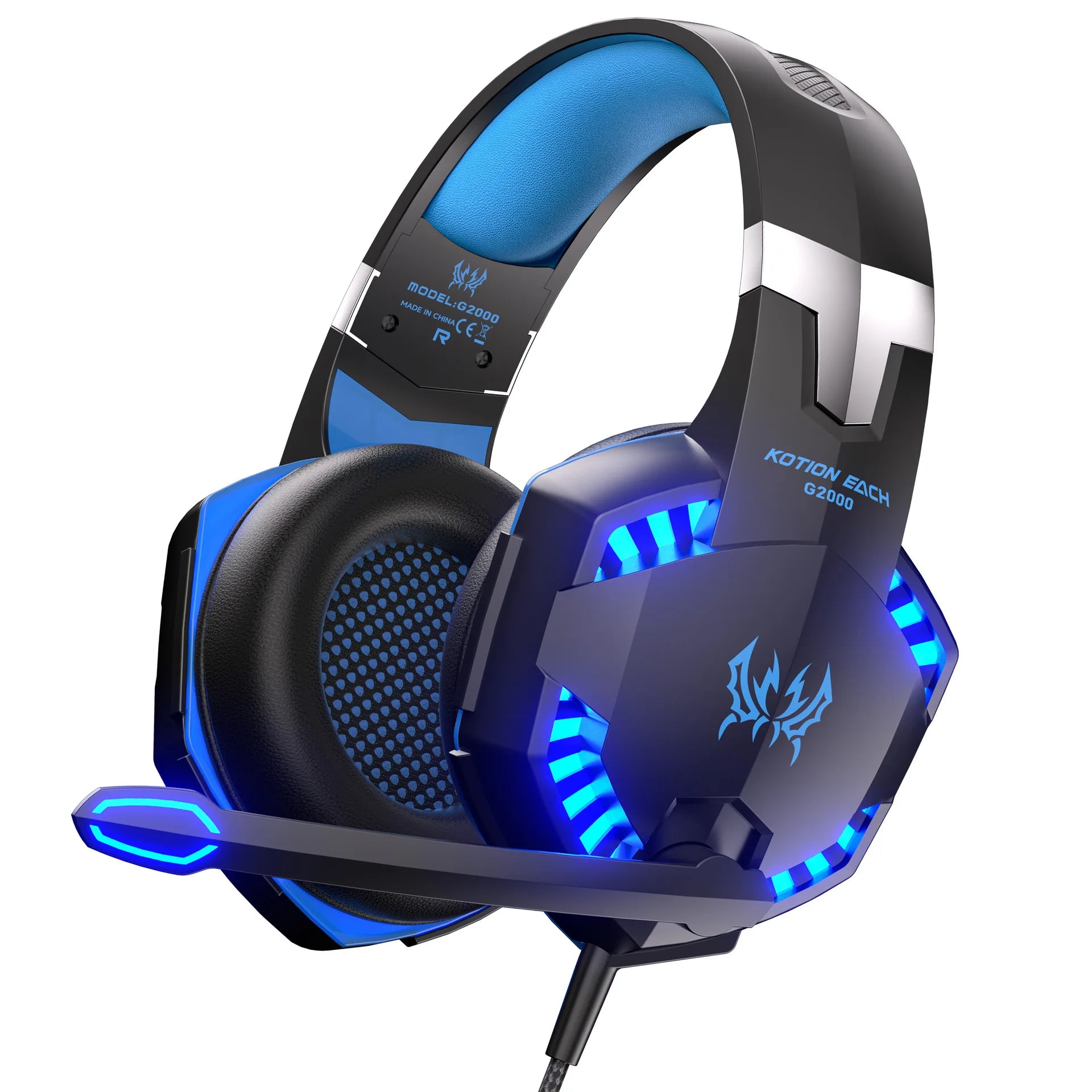 En la foto se muestra los Aruiculares GAMER con luces RGB con microfono cancelador de ruido para comunicacion cristalina con tu equipo
